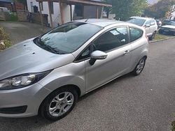 Silber Gebraucht 2014 Ford Fiesta Limousine | 5.000 € (Superpreis)
