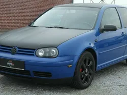 Blau Gebraucht 2000 VW Golf IV Basis Limousine | 2.750 € (Fairer Preis)