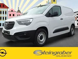 Weiß Gebraucht 2023 Opel Combo-e Life Van / Kleinbus | 29.480 € (Etwas zu teuer)