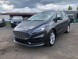 Grau Gebraucht 2020 Ford S-MAX Titanium Van / Kleinbus | 13.890 € (Guter Preis)