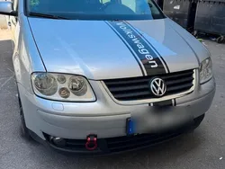 Grau Gebraucht 2006 VW Touran Van / Kleinbus | 3.200 € (Etwas zu teuer)