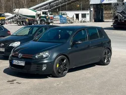 Grau Gebraucht 2009 VW Golf VI GTI Kleinwagen | 8.600 €