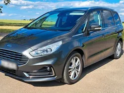 Grau Gebraucht 2020 Ford Galaxy Titanium Van / Kleinbus | 21.499 € (Fairer Preis)