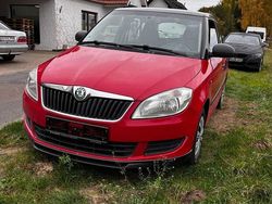 Rot Gebraucht 2012 Skoda Fabia Limousine | 3.200 € (Fairer Preis)