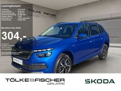 Race blau (metallic) Gebraucht 2021 Skoda Kamiq Drive SUV | 23.279 € (Etwas zu teuer)