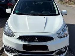 Weiß Gebraucht 2018 Mitsubishi Space Star Top Kleinwagen | 8.000 € (Fairer Preis)