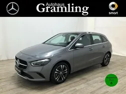 Grau Gebraucht 2023 Mercedes B200 Progressive Van / Kleinbus | 33.799 € (Teuer)