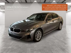 Grau Gebraucht 2023 BMW 330 Comfort Edition Limousine | 41.908 € (Guter Preis)