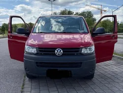 Rot Gebraucht 2011 VW T5 Van | 16.100 €