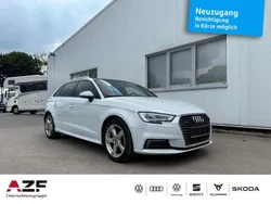Weiß Gebraucht 2020 Audi A3 Sportback Sport Limousine | 20.780 € (Guter Preis)