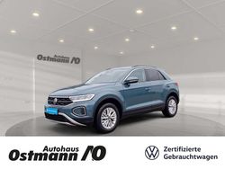 Blau Gebraucht 2024 VW T-Roc Life SUV | 30.548 € (Fairer Preis)