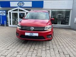 Kirschrot Gebraucht 2016 VW Caddy Comfortline Van / Kleinbus | 8.950 € (Superpreis)