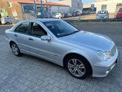 Grau Gebraucht 2005 Mercedes C180 Elegance Limousine | 2.999 € (Guter Preis)