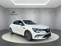 Weiß Gebraucht 2016 Renault Mégane IV Bose Edition Limousine | 12.990 € (Guter Preis)