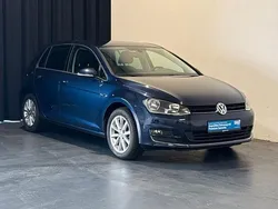 Blau Gebraucht 2015 VW Golf VII LOUNGE Limousine | 14.650 € (Fairer Preis)