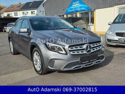 Grau Gebraucht 2017 Mercedes GLA200 Urban SUV | 22.940 € (Fairer Preis)