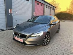 Osmium grey / metallic Gebraucht 2019 Volvo V40 Linje Svart Kombi | 15.590 € (Fairer Preis)