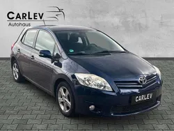 Blau Gebraucht 2011 Toyota Auris Kleinwagen | 5.490 € (Fairer Preis)