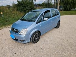 Blau Gebraucht 2008 Opel Meriva Van / Kleinbus | 700 € (Guter Preis)