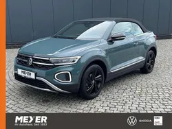Blau Gebraucht 2024 VW T-Roc Cabriolet Style Cabrio | 33.890 € (Fairer Preis)
