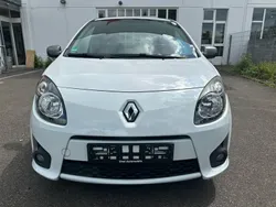 Weiß Gebraucht 2011 Renault Twingo Night&Day Kleinwagen | 5.690 € (Etwas zu teuer)