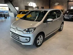 Silber Gebraucht 2015 VW up! Kleinwagen | 5.980 € (Fairer Preis)