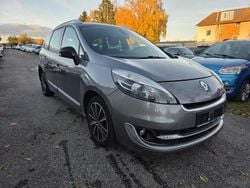 Grau Gebraucht 2013 Renault Grand Scénic III Bose Edition Van / Kleinbus | 3.990 € (Fairer Preis)