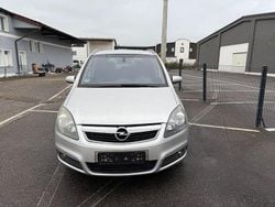 Silber Gebraucht 2006 Opel Zafira Edition Van / Kleinbus | 1.490 € (Superpreis)