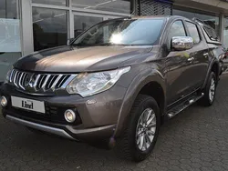 Granitbraun Gebraucht 2015 Mitsubishi L200 Plus Abholung | 21.900 € (Etwas zu teuer)