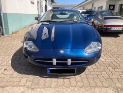 Blau Gebraucht 1996 Jaguar XK8 Coupé | 17.600 €