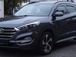 Grau Gebraucht 2018 Hyundai Tucson Premium SUV | 19.980 € (Fairer Preis)