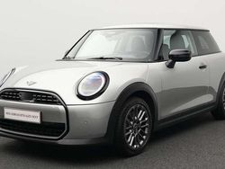 Grau Gebraucht 2024 Mini Cooper Classic Kleinwagen | 27.207 € (Fairer Preis)