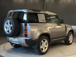 Grau metallic (eiger grey) Gebraucht 2022 Land Rover Defender SE SUV | 58.970 € (Superpreis)