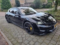 Schwarz Gebraucht 2021 Porsche Taycan Turbo S Cross Turismo Limousine | 95.000 € (Teuer)