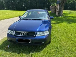 Blau Gebraucht 2000 Audi A4 Limousine | 1.300 € (Guter Preis)