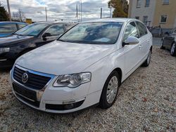 Weiß Gebraucht 2007 VW Passat Comfortline Limousine | 2.490 € (Superpreis)