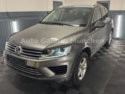 Grau Gebraucht 2015 VW Touareg SUV | 16.990 € (Fairer Preis)