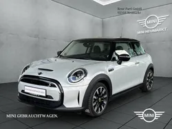 Silber Gebraucht 2022 Mini Cooper SE Kleinwagen | 18.760 € (Etwas zu teuer)