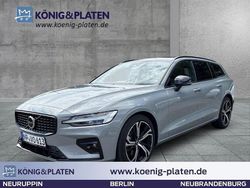 Vapour grey (grau) Neu 2025 Volvo V60 Plus Kombi | 47.500 € (Teuer)