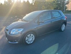 Grau Gebraucht 2008 Toyota Auris Luna Limousine | 5.999 € (Fairer Preis)