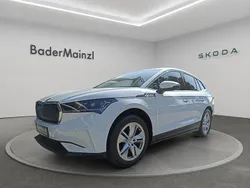 Moonweiß perleffekt Gebraucht 2022 Skoda Enyaq iV SUV | 33.880 € (Fairer Preis)