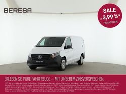 Weiß Gebraucht 2024 Mercedes Vito Van / Kleinbus | 32.106 € (Fairer Preis)
