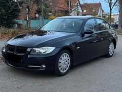 Schwarz Gebraucht 2008 BMW 320 Limousine | 4.400 € (Guter Preis)
