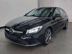 Kosmosschwarz Gebraucht 2018 Mercedes CLA180 Urban Limousine | 15.990 € (Guter Preis)