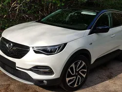 Weiß Gebraucht 2019 Opel Grandland X Ultimate SUV | 19.500 € (Etwas zu teuer)