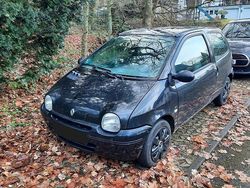 Schwarz Gebraucht 2005 Renault Twingo Kleinwagen | 999 €