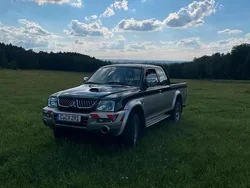 Grün Gebraucht 2005 Mitsubishi L200 Top Abholung | 8.900 €
