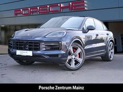 Algarveblaumetallic Gebraucht 2023 Porsche Cayenne S Chrono SUV | 117.488 €