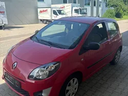 Rot Gebraucht 2011 Renault Twingo Authentique Kleinwagen | 799 € (Guter Preis)