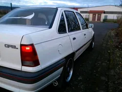 Andere außenfarben Gebraucht 1986 Opel Kadett Limousine | 4.900 €